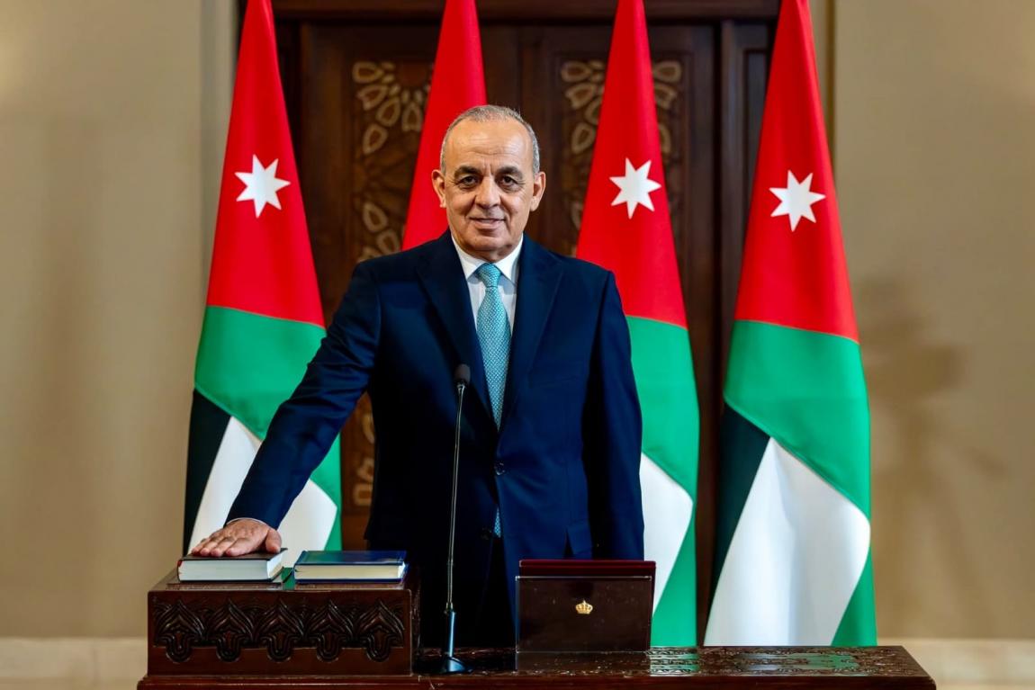 صحيفة عمون : وزير السياحة يكشف عن إجراءات لمواجهة تداعيات الأحداث الإقليمية