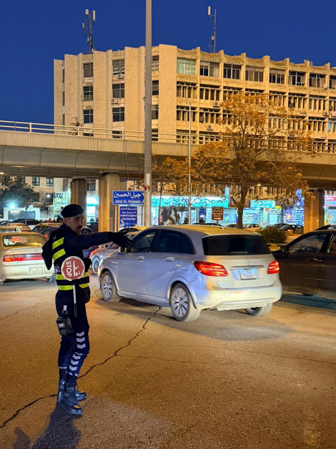 صحيفة عمون : إدارة السير: خطة مرورية في أماكن التسوق والتجمعات